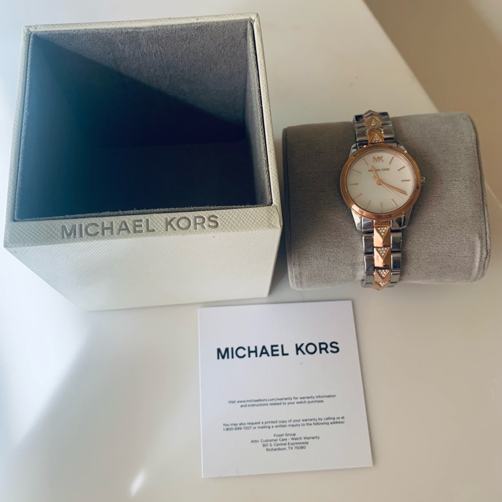 Michael Kors Women’s Watch MK-8717